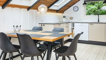 House | Dining