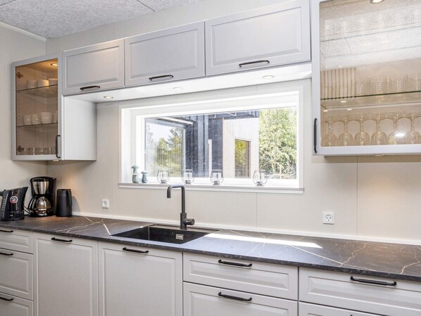 House | Private kitchen - 5 Star Holiday Home in Oster Assels (Øster Assels)