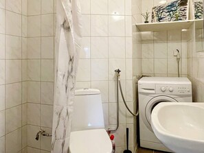 House | Bathroom
