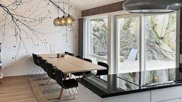 House | Dining