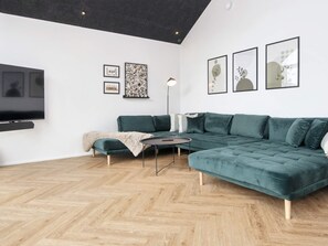 House | Living area - Luxury Lakeside Retreat - By Traum Ferienwohnungen (Ansager)