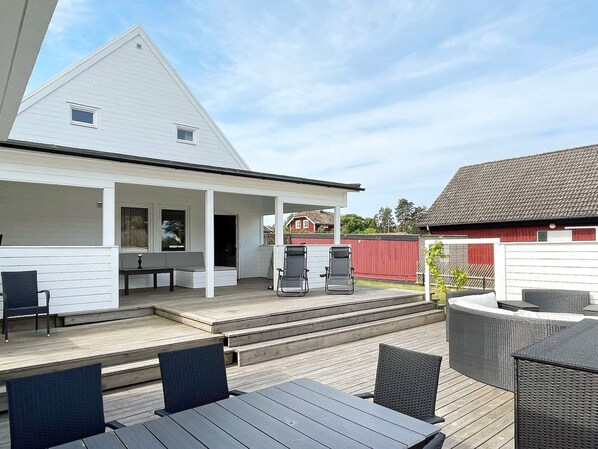 House | Exterior