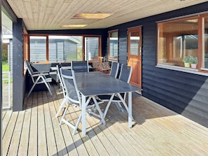 House | Outdoor dining - 6 Person Holiday Home in Hadsund (Hadsund)