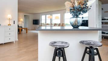 House | Dining
