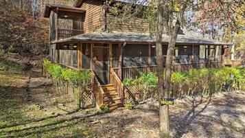 Cabin, 2 Bedrooms | Exterior
