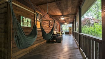 Cabin, 2 Bedrooms | Interior