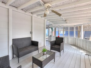 House, 3 Bedrooms | Property grounds - Bahia Oz Rp105 3 Bedroom Home by RedAwning (Rockport)