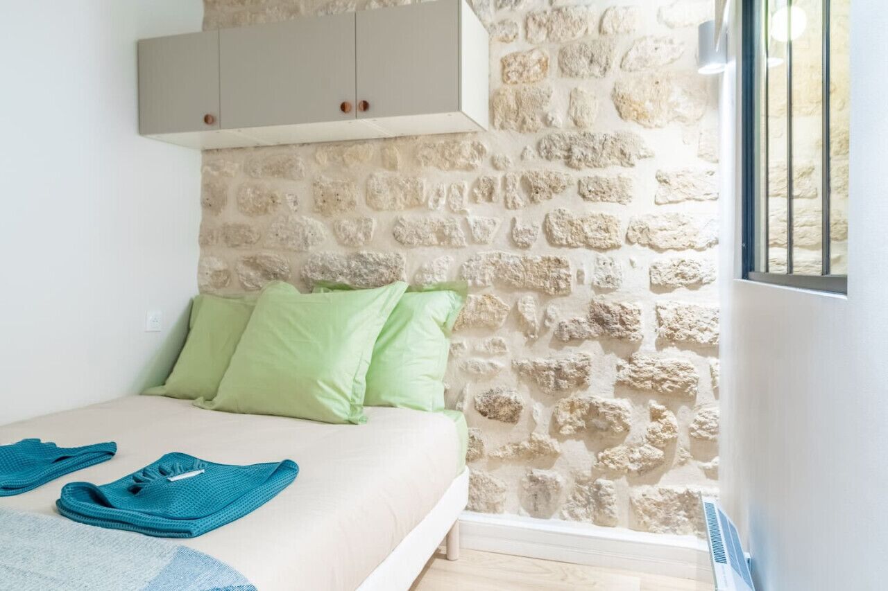 3 Schlafzimmer, Schreibtisch, Bügeleisen/Bügelbrett, Reisekinderbett