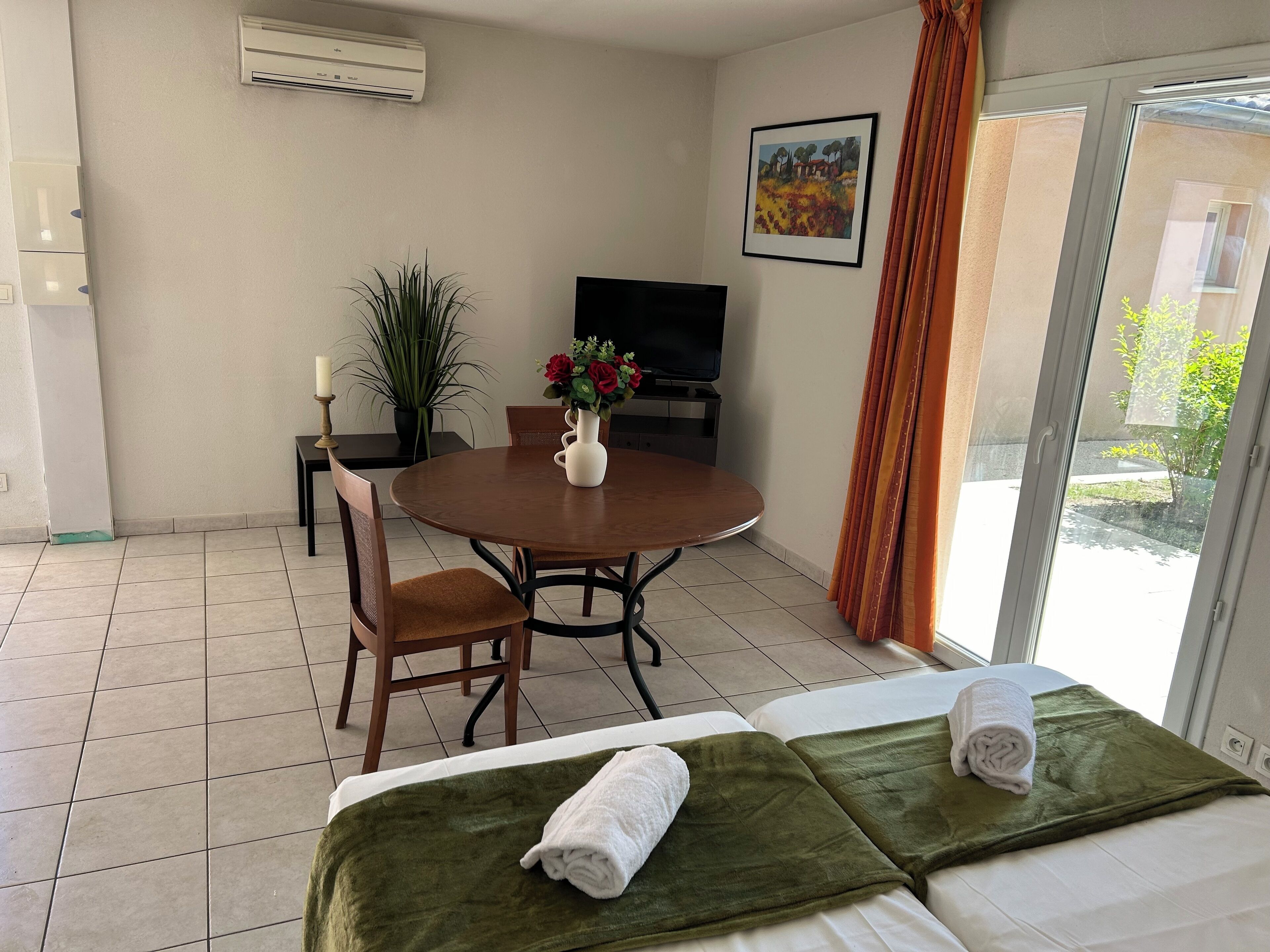 Studio | Geluiddichte muren, gratis babybedden, gratis wifi, beddengoed