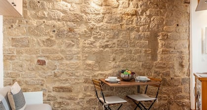 Lavie Maison: Marais Studio Gem