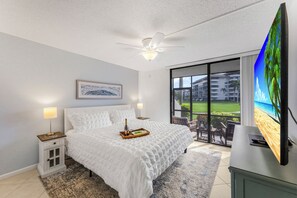 2 bedrooms, iron/ironing board, WiFi, bed sheets - Walkout Condo | Beach Access, Pool & Pickleball (Marco Island)