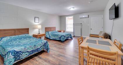 Mountain-view Briceville Studio: Pets Welcome!