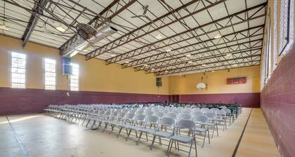 Mountain-view Briceville Studio: Pets Welcome!