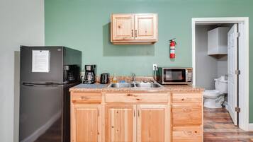 Apartment (0 Bedroom) | Bahagian dalam