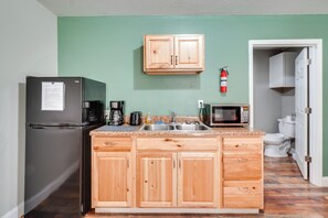 Apartment (0 Bedroom) | Interior - Mountain-view Briceville Studio: Pets Welcome! (Briceville)