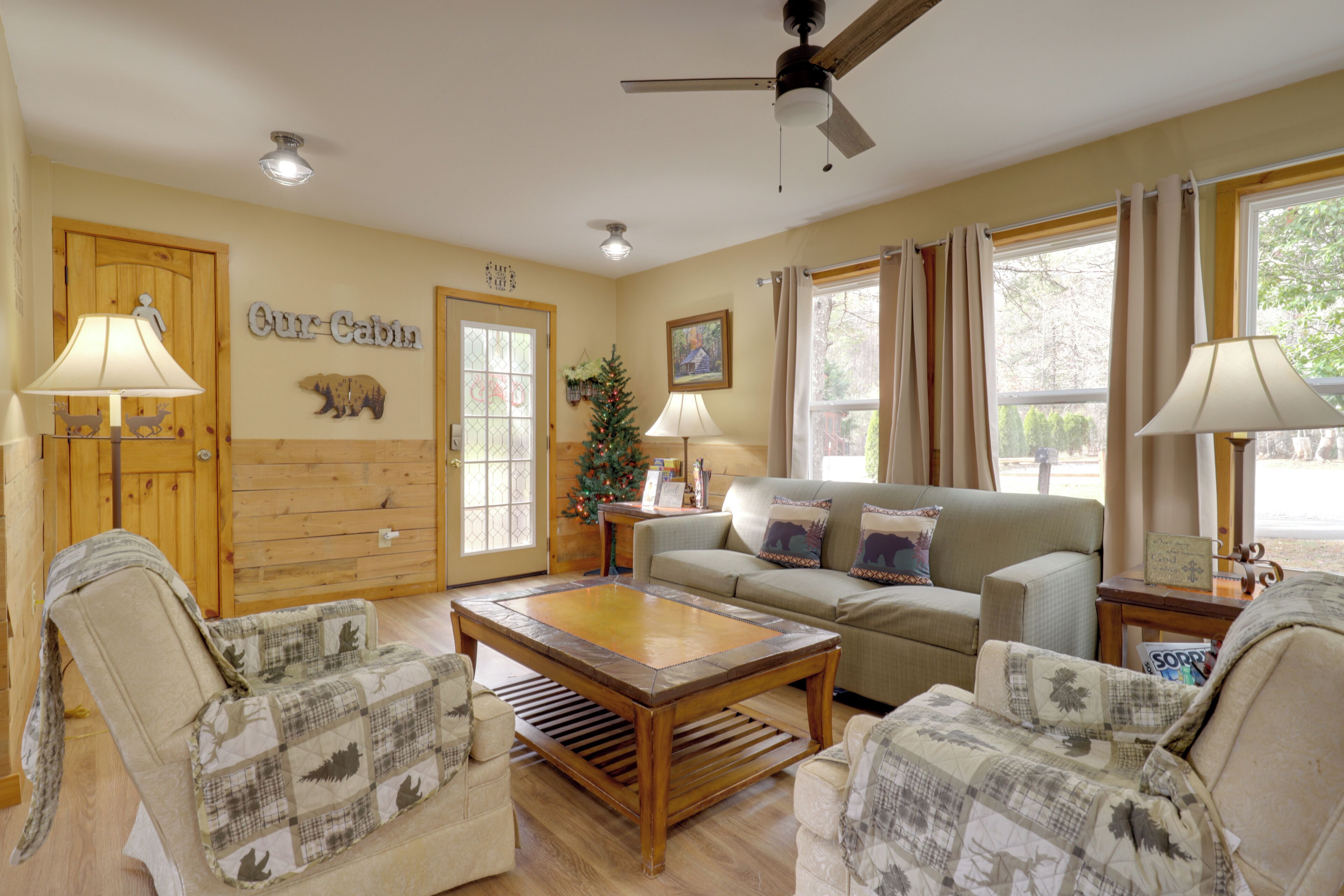 Apartment (2 Bedrooms) | Front of property