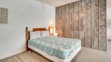 Apartment (1 Bedroom) | Interior