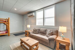 Apartment (1 Bedroom) | Interior