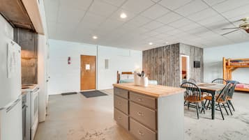 Apartment (1 Bedroom) | Bahagian dalam