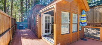 Peaceful Lake Almanor Cabin: Fish, Hunt + Hike!