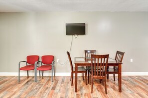 Apartment (0 Bedroom) | Interior - On-site Hiking & ATV Trails: Briceville Studio (Briceville)