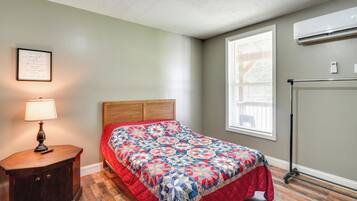 Apartment (0 Bedroom) | Interior