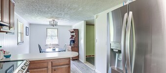 Home w/ Bunkroom: 2 Mi to Hatfield & Mccoy Trail