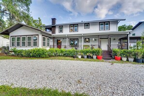 House (3 Bedrooms) | Interior - Spacious Home w/ Florida Room ~ 1 Mi to Lake Dora! (Mount Dora)