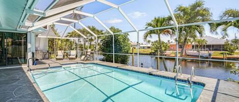 House (4 Bedrooms) | Front of property