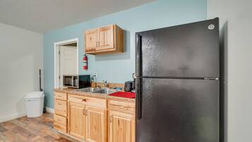 Apartment (0 Bedroom) | Interior