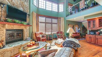 Apartment (3 Bedrooms) | Front of property