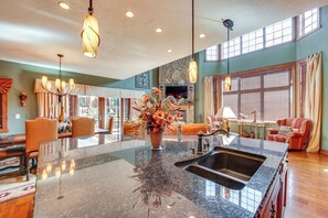 Apartment (3 Bedrooms) | Interior - Seven Springs Resort Home: Theater Room & Grill (Champion)