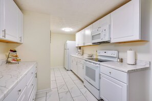 Apartment (1 Bedroom) | Interior