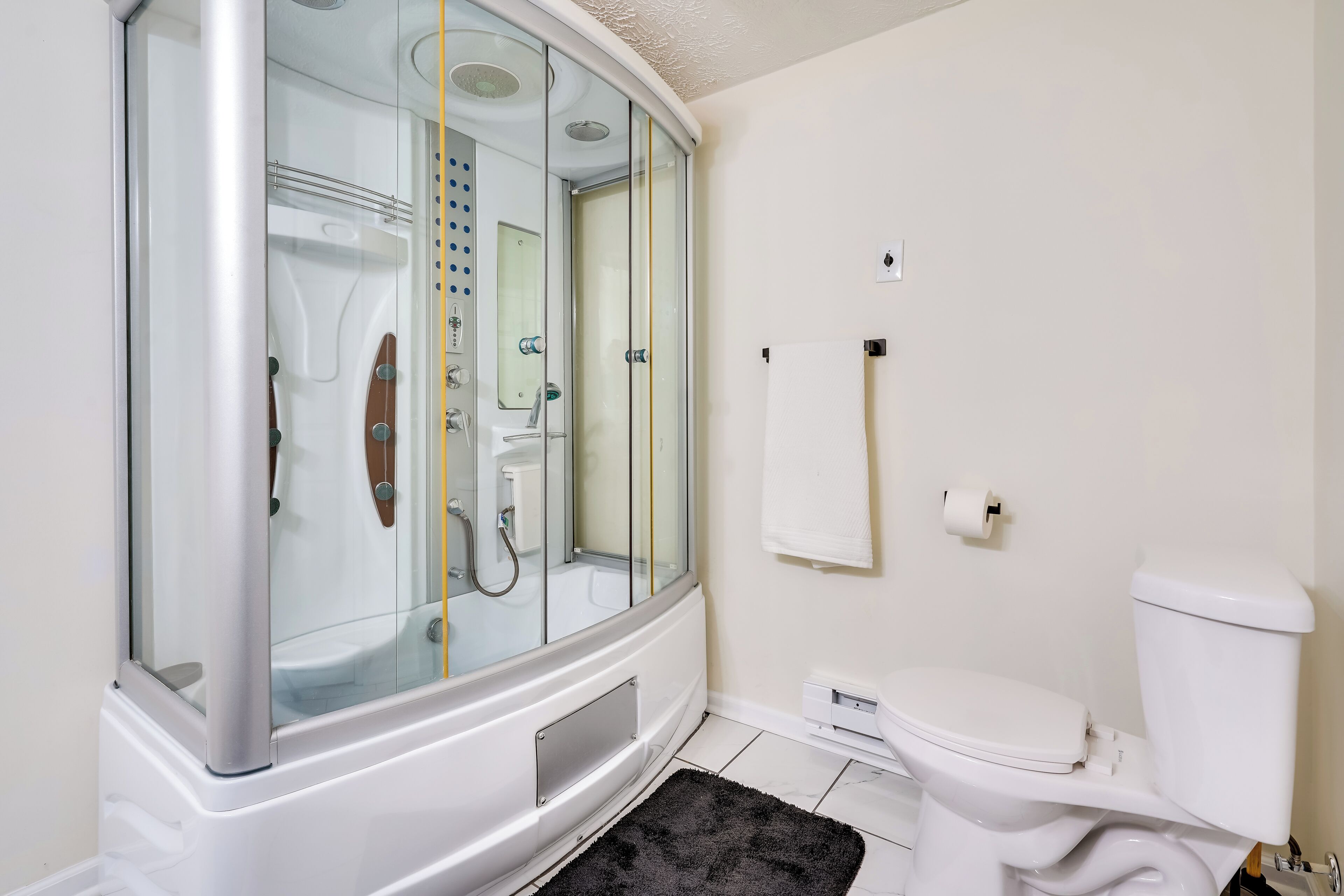 Apartment (1 Bedroom) | Interior