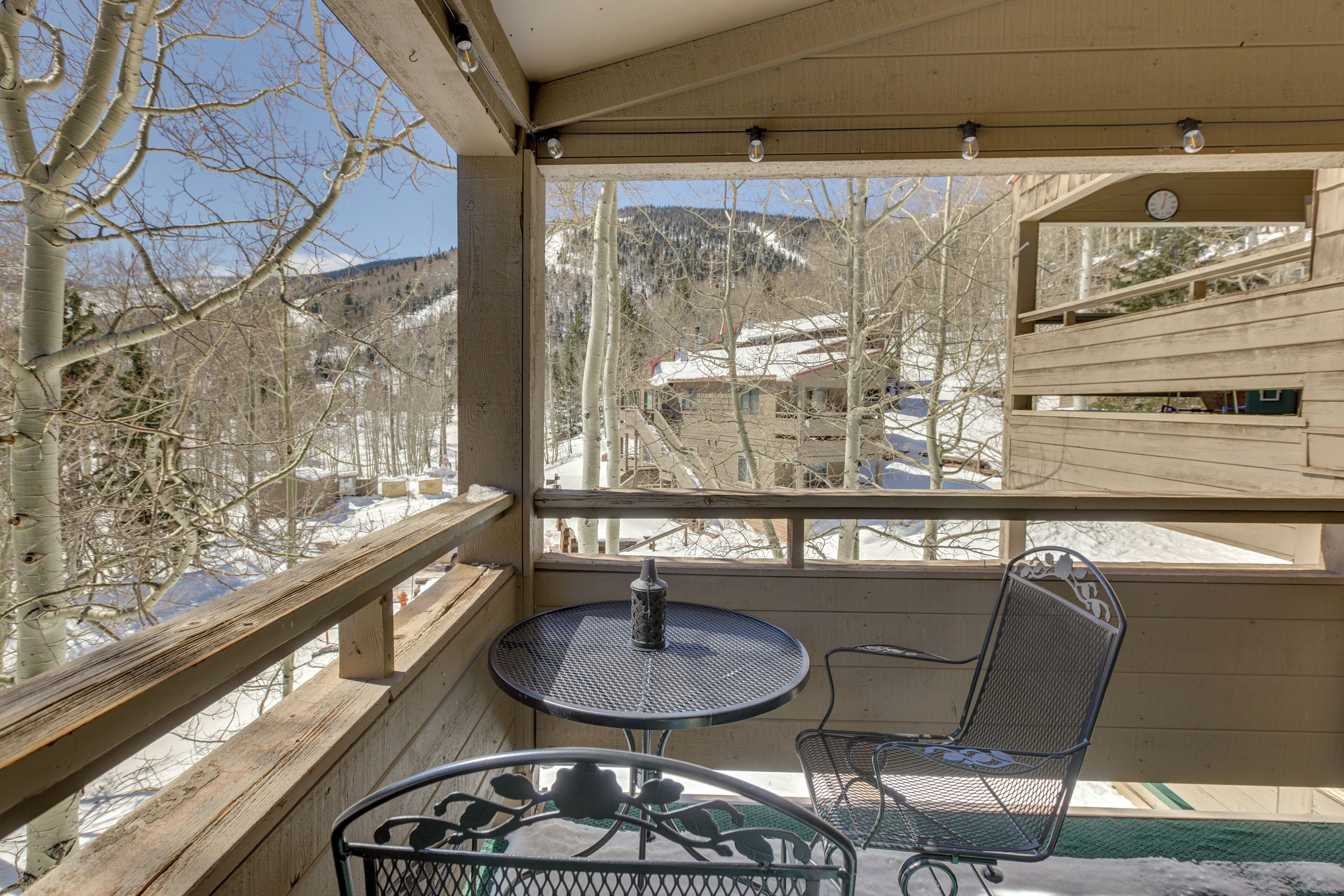 Apartment (1 Bedroom) | Interior