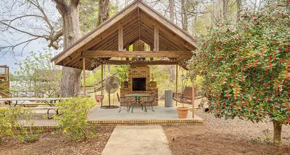 Lakefront Leesburg Home w/ Private Dock & Ramp!