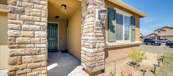 Wwii Aviation-themed Apt in Sparks: Near Parks!