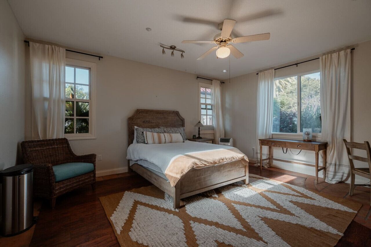 5bd/7beds/4bth/Pickleball/Pool/Spa