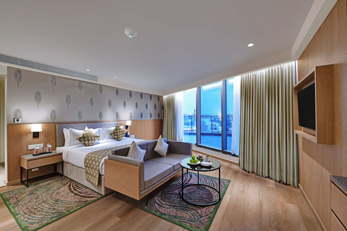 Premium Room | 1 bilik tidur, peti besi dalam bilik, meja, kalis bunyi