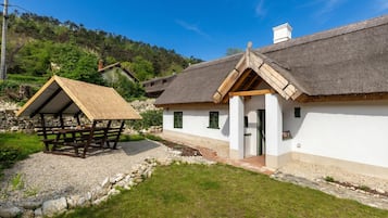 Family House, Multiple Bedrooms, Mountainside (Klementina's Guest House) | Exterior
