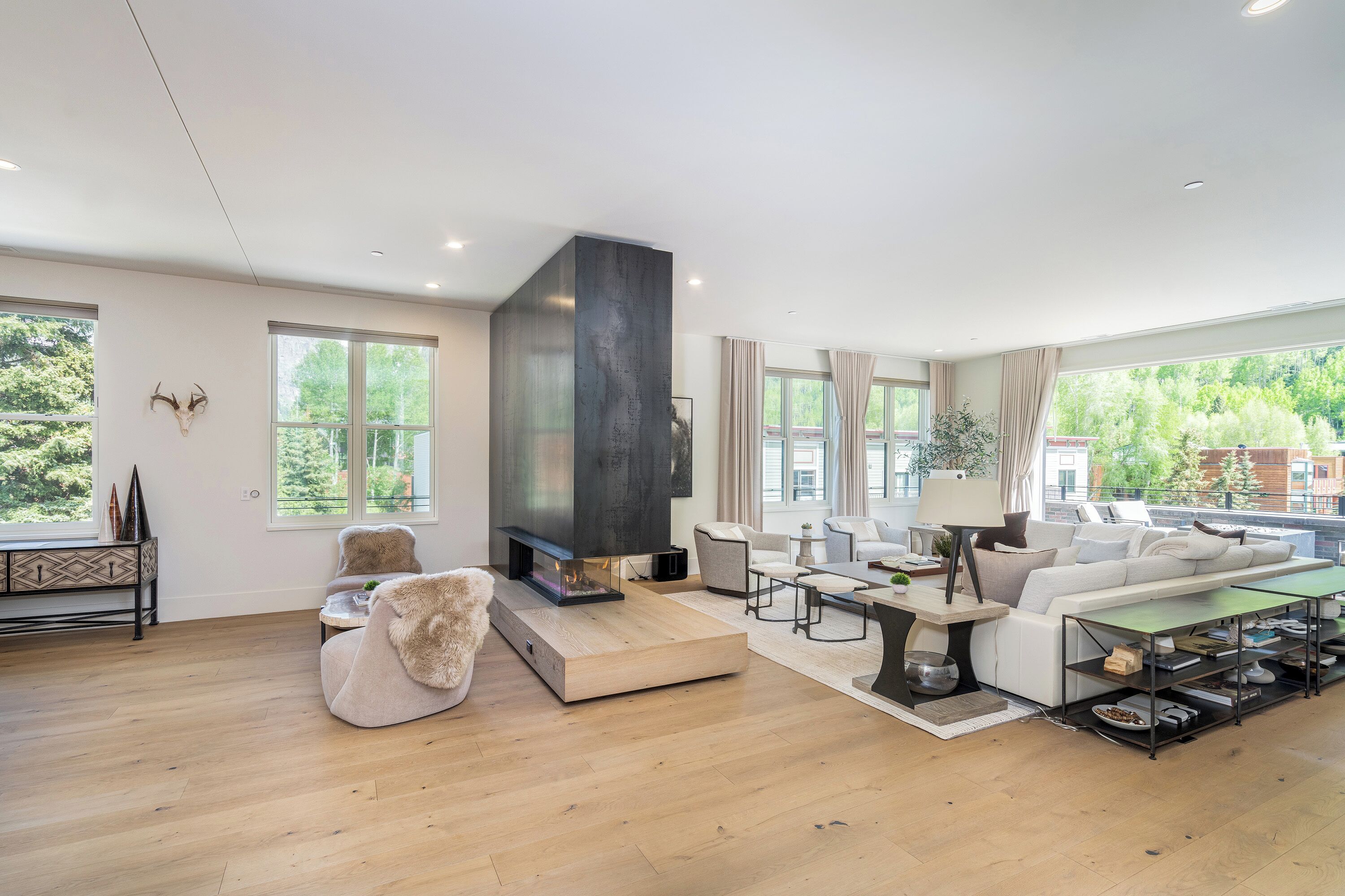 Mountain Luxury: Fir House, Telluride's Tranquil Retreat