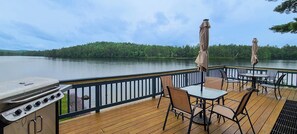 Outdoor dining - Expansive 5-Bedroom Waterfront Retreat on Moose Pond (Denmark)