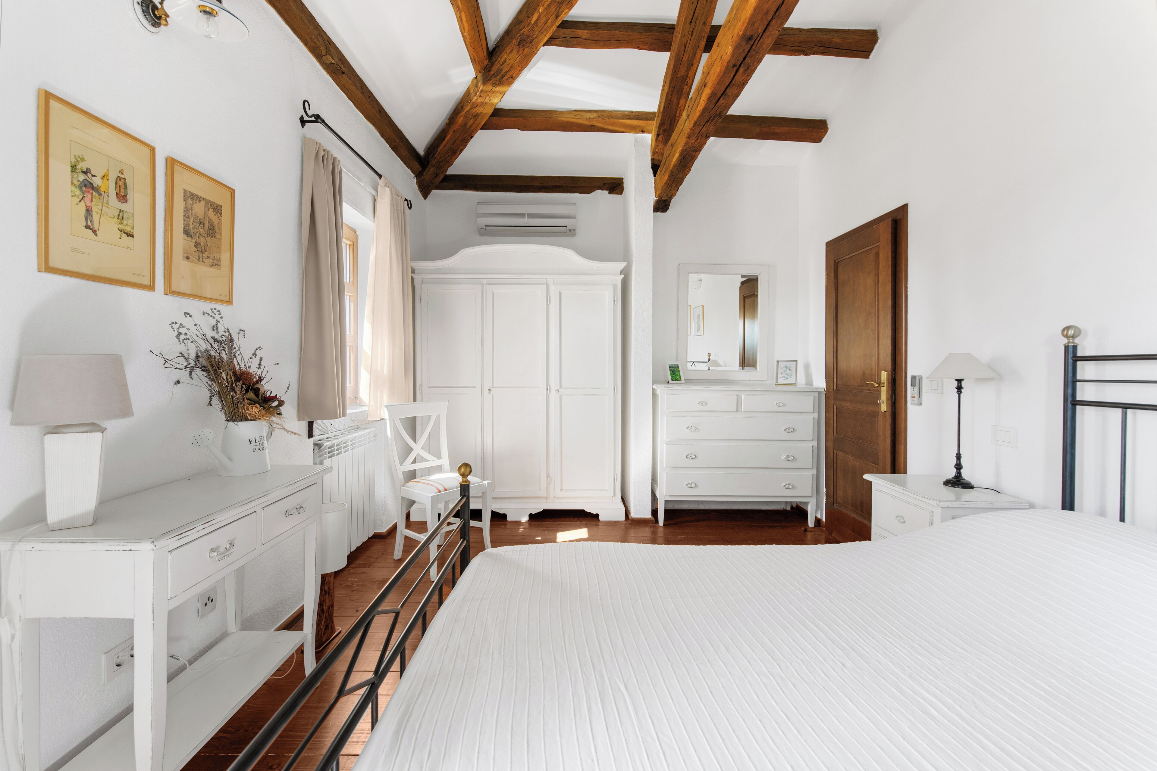 Villa | 4 bedrooms, free WiFi, bed sheets