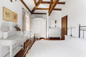 4 bedrooms, free WiFi, bed sheets - Authentic Villa Fabina in Rural Istria (Visnjan)