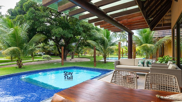 Bungalow básico | Vista al patio