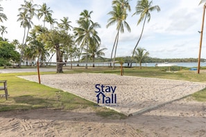 Bungalow básico | Cancha deportiva