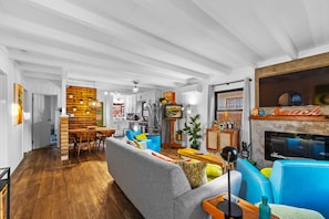 Smart TV y chimenea