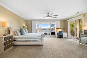 4 bedrooms, iron/ironing board, travel cot, free WiFi