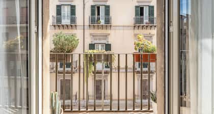 Sant'Agostino Apartment with Terrace by Wonderful Italy