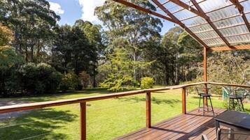 Superior Cabin, 1 Queen Bed, Balcony, Garden View | Terrace/patio